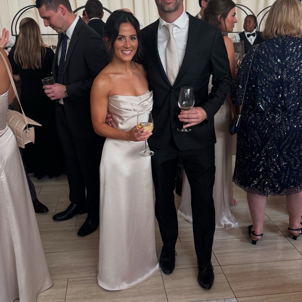 Amsale Jara Dress Size 0 champagne shortened